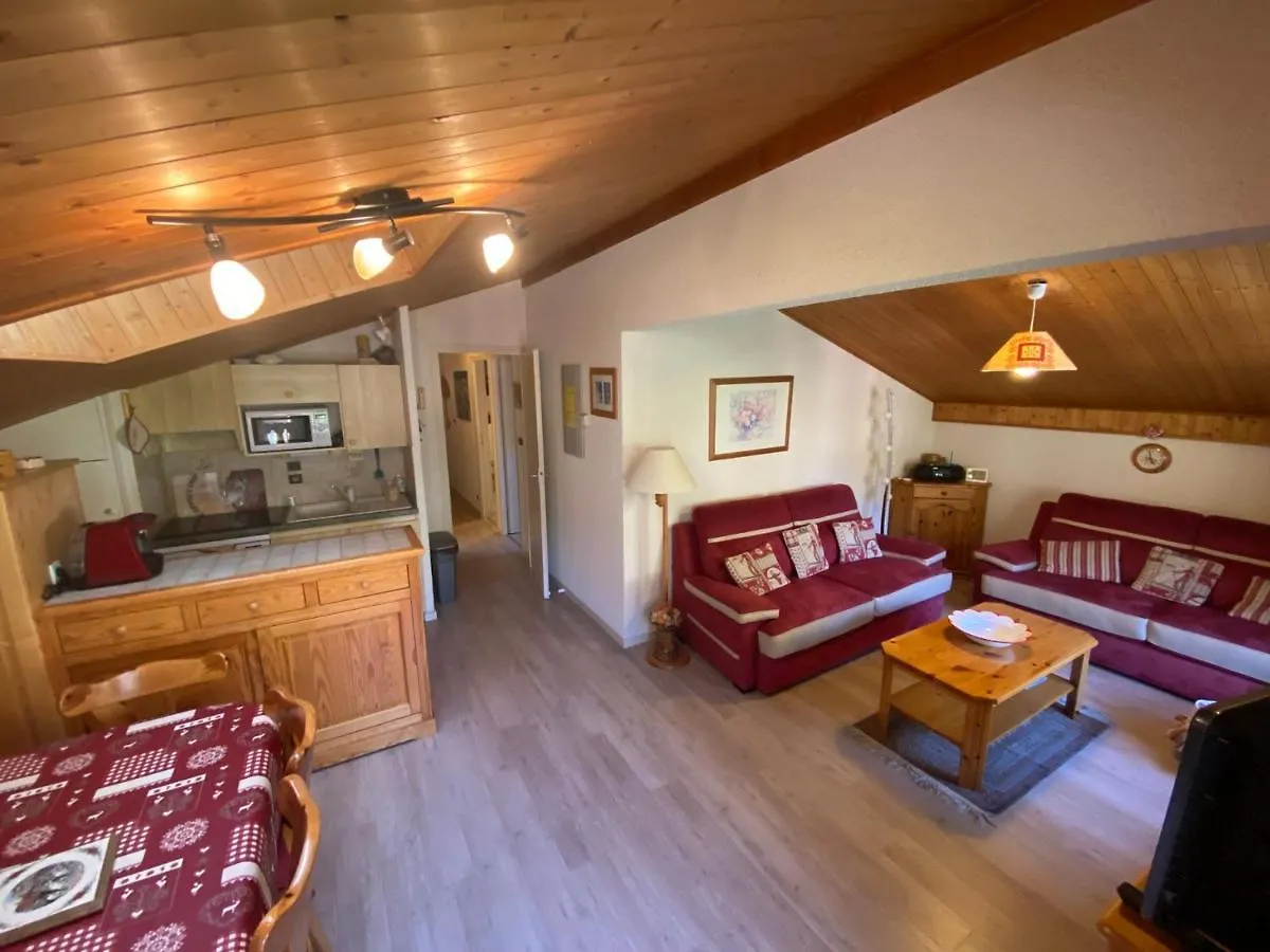 Appartement Familial Avec Multi Pass, Wifi Et Parking, Proche Du Centre De Chatel - Fr-1-693-41 Apartment