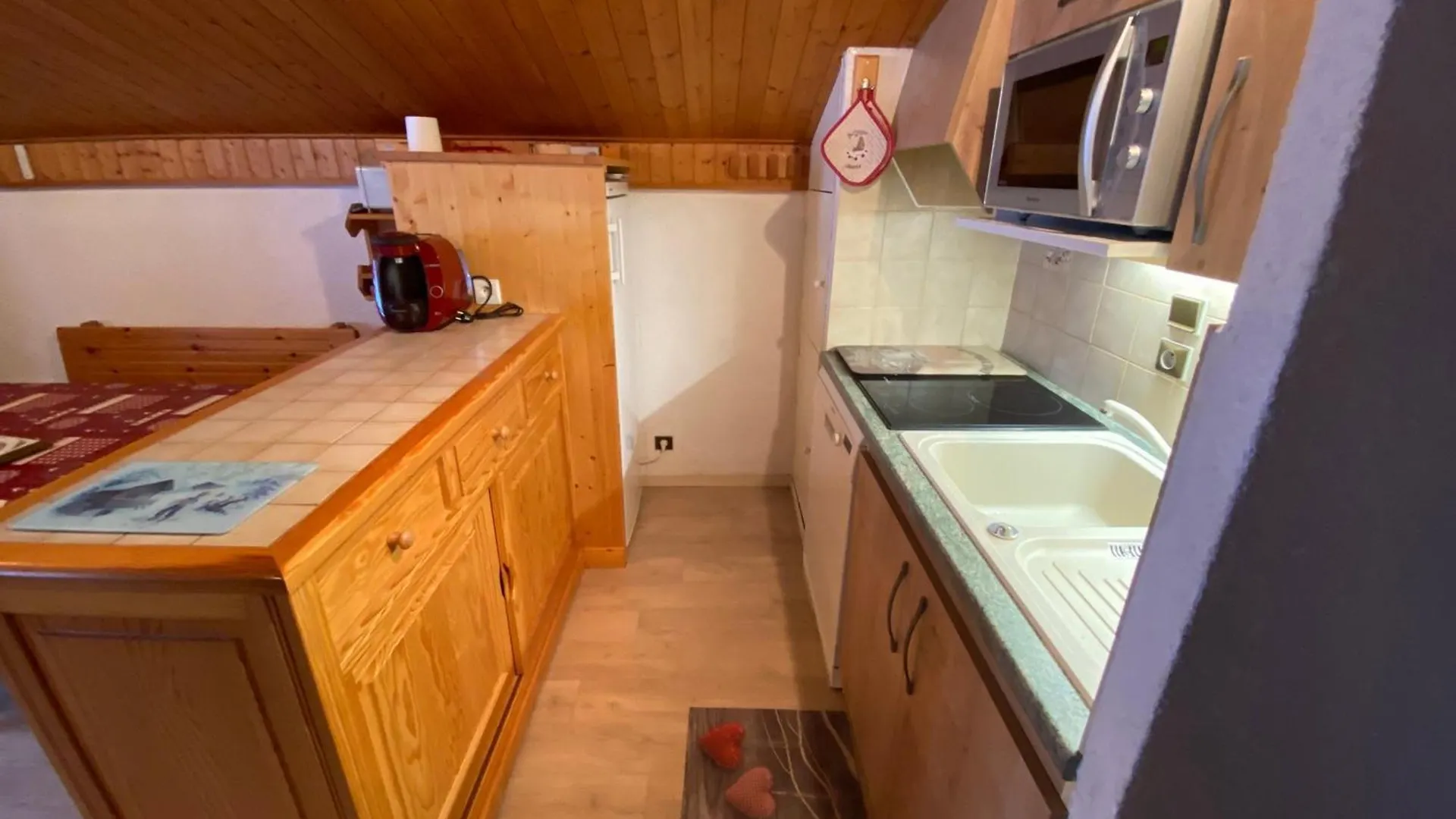 Appartement Familial Avec Multi Pass, Wifi Et Parking, Proche Du Centre De Chatel - Fr-1-693-41 0*,