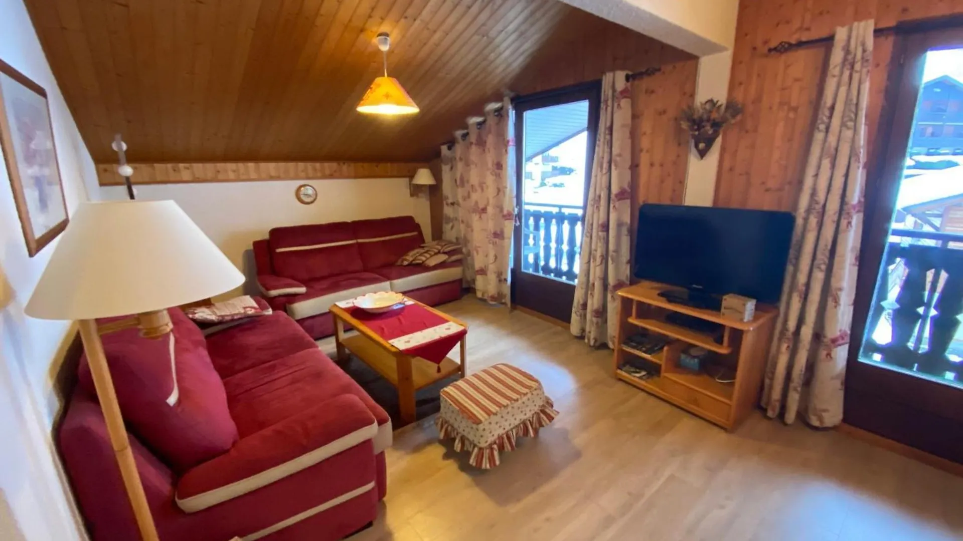 Appartement Familial Avec Multi Pass, Wifi Et Parking, Proche Du Centre De Chatel - Fr-1-693-41 0*,  France